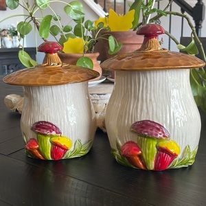 Vintage McCoy ceramic mushroom canisters set of two mccoy 500 USA MCM
